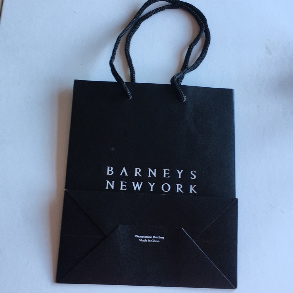 Barney’s NewYork Shopping Bag.
